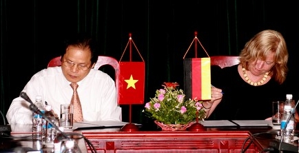 CEPSTA: Vermittler zwischen RLS und Sozialforschungsuniversität