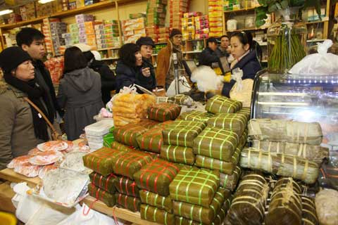 Auslandsvietnamesen feiern das Neujahrsfest Tet