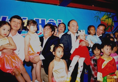 Provinzen veranstalten Vollmondfest für Kinder