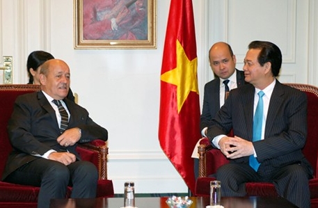 Aktivitäten von Premierminister Dung in Frankreich