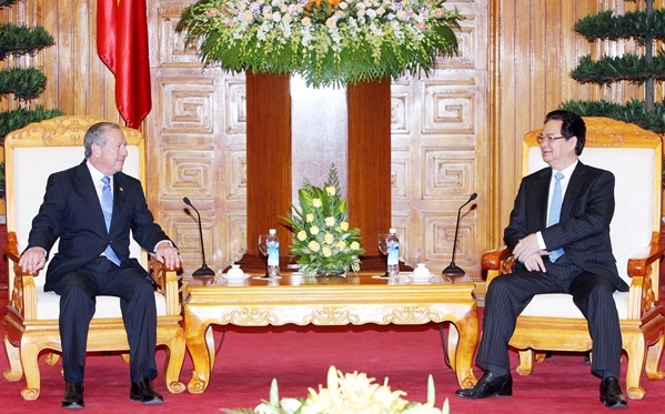 Der Außenminister der Republik Costa Rica ist in Vietnam zu Gast