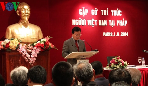 Vietnamesische Akademiker richten sich an die Heimat