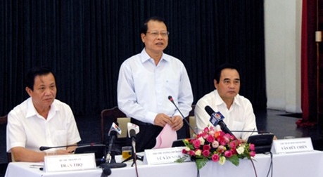 Vize-Premierminister Vu Van Ninh tagt mit Behörden der Stadt Danang