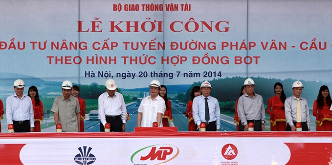 Ausbau der Autobahn Phap Van – Cau Gie