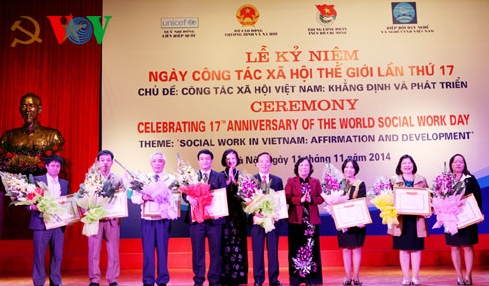 Treffen zum 17. Jubiläum des Tags der internationalen sozialen Arbeit