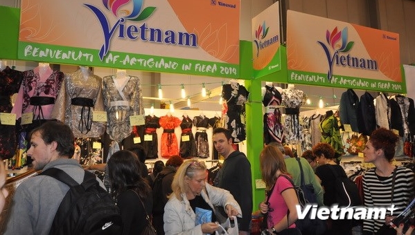 Werbung für vietnamesische Kunsthandwerksprodukte in Italien