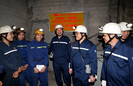 Vize-Premierminister Hai tagt mit Kohle-Konzernen in der Provinz Quang Ninh