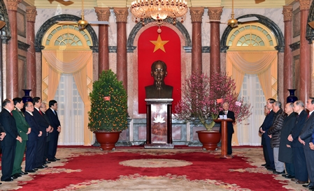 Nguyen Phu Trong beglückwünscht ehemalige Leiter der Partei und des Staates