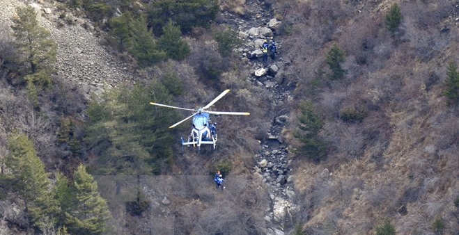 Airlines verschärfen Cockpit-Regeln nach Absturz einer Germanwings-Maschine