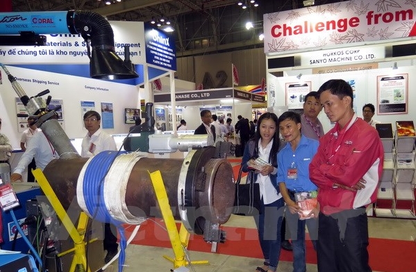 Eröffnung der Ausstellungsserie über Zulieferindustrie