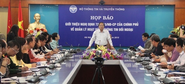 Verstärkung der Verwaltung der Informationsübermittlung im Ausland