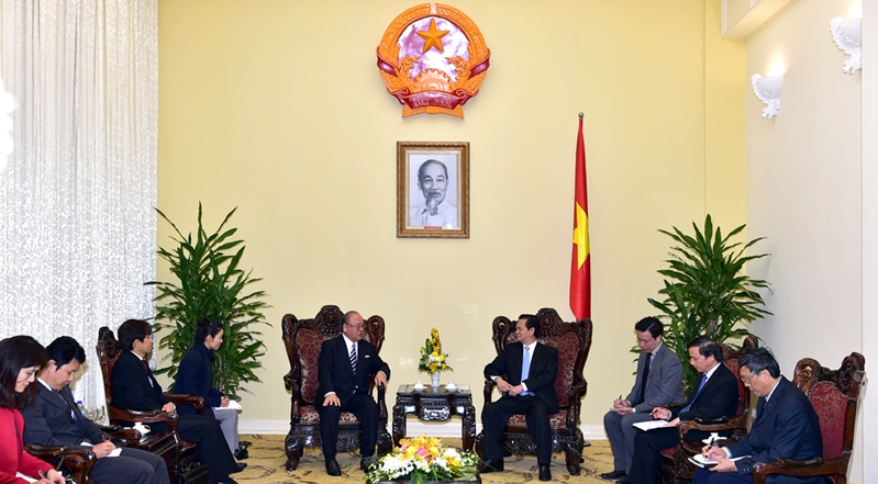 Nguyen Tan Dung trifft Vertreter der japanisch-vietnamesischen Abgeordnetengruppen