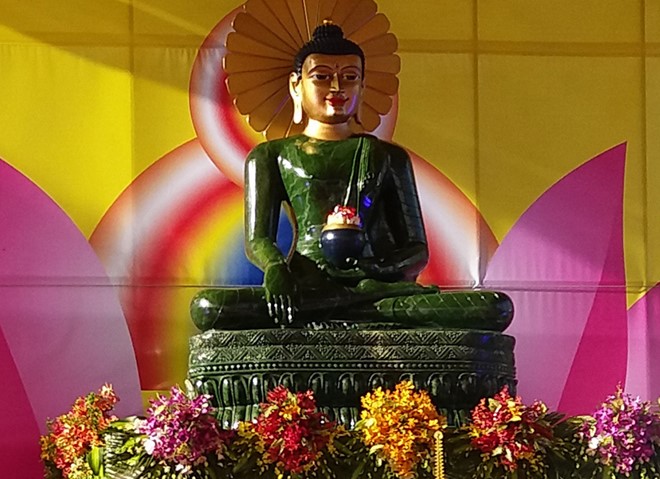 Provinz Soc Trang empfängt Jade-Buddha-Statue