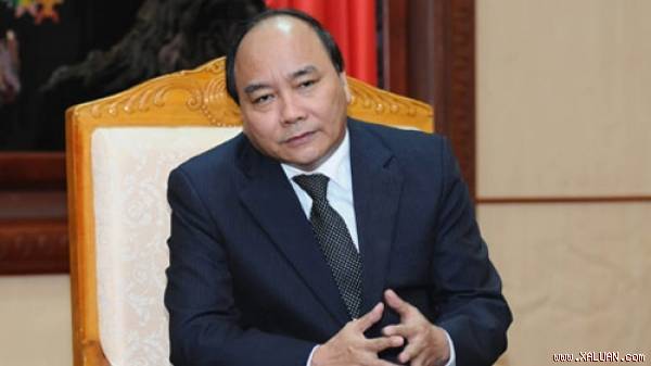 Premierminister Nguyen Xuan Phuc besucht Provinz Cao Bang
