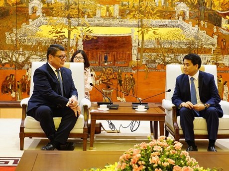 Seychellen unterstützt Hanoi bei Abfallentsorgung durch Verbrennungs-Technologie