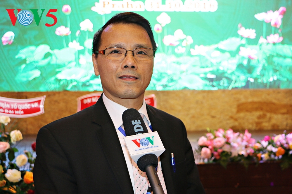 Auslandsvietnamesen feiern das traditionelle Neujahrsfest Tet