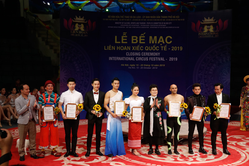 Abschluss des internationalen Zirkusfestivals 2019