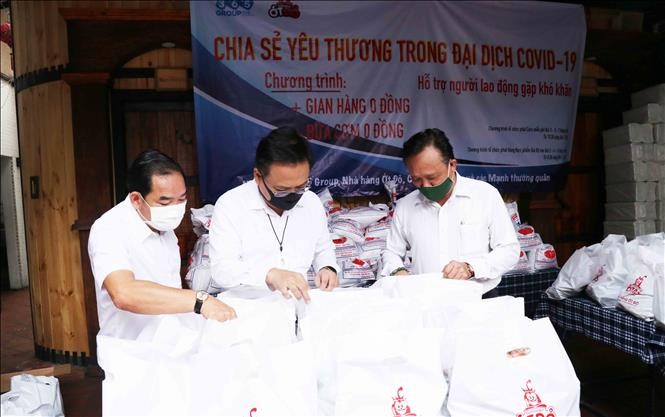 Unternehmen in Ho Chi Minh Stadt begleiten die Gemeinschaft bei der Covid-19-Bekämpfung