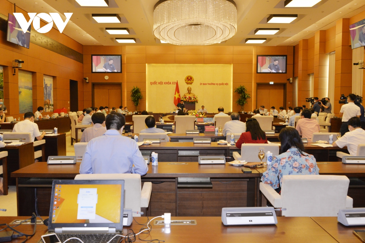 Verkürzung der Sitzungsdauer und Sicherheitsgewährleistung für erste Sitzung des Parlaments der 15. Legislaturperiode