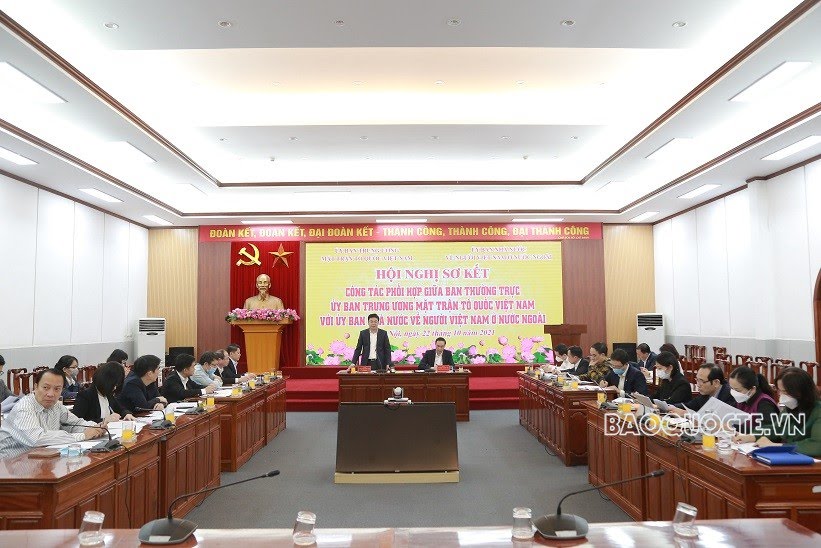 Präsentation der Website der staatlichen Kommission für Auslandsvietnamesen