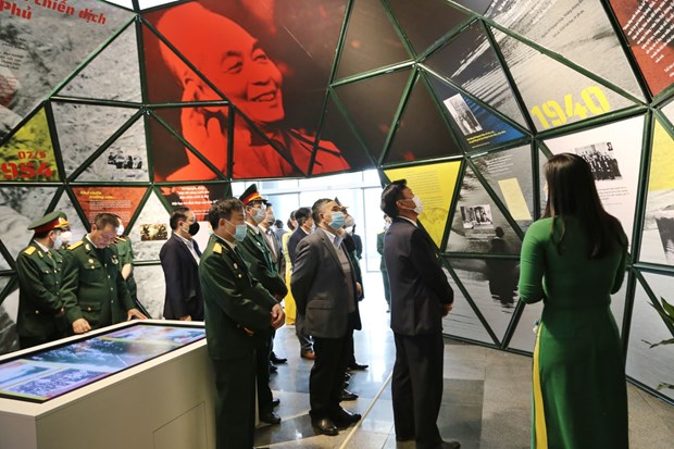 Ausstellung und Vorstellung eines Druckzeugnisses über General Vo Nguyen Giap