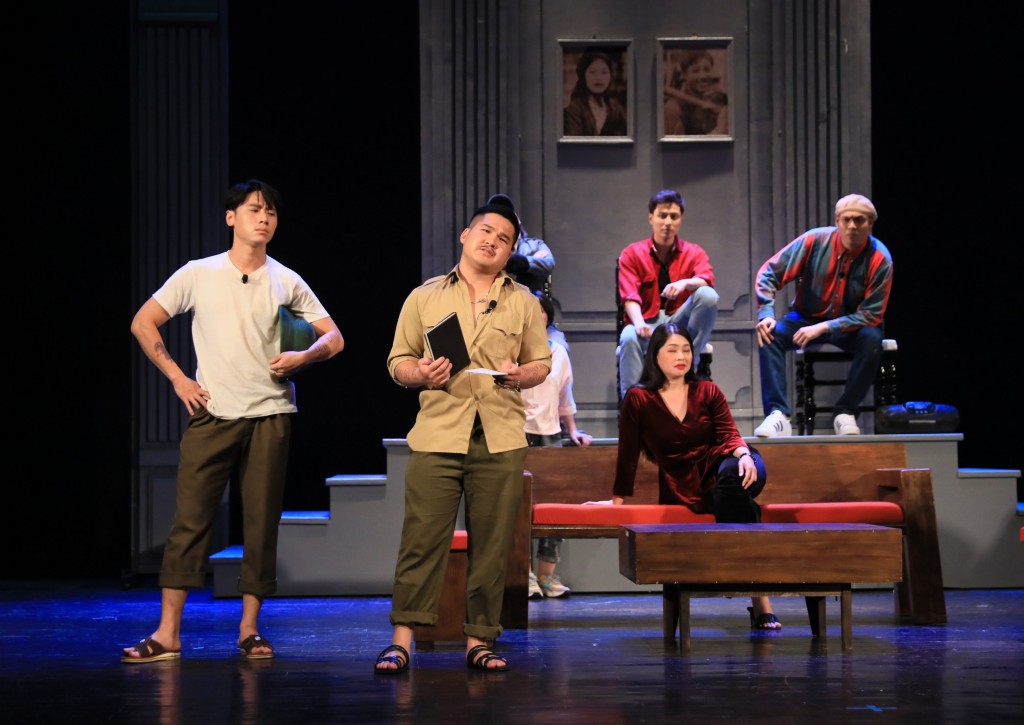 Jugendtheater Hanoi stellt Bühnenstück von Dramatiker Luu Quang Vu vor