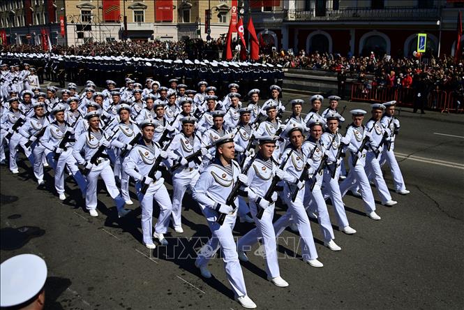 Mit Militärparade feiert Russland den 77. Jahrestag des Ende des zweiten Weltkriegs