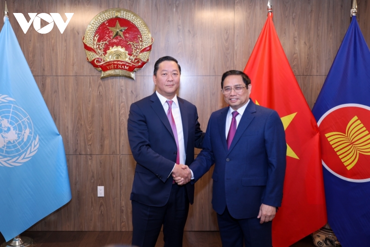 Premierminister Pham Minh Chinh trifft Leiter führender US-Konzerne