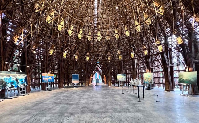 Kunstausstellung „Das Fest der Farben des Meeres” auf Phu Quoc