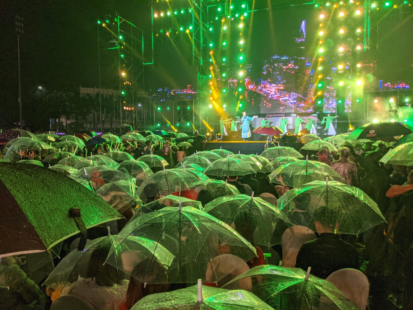 Zahlreiche Veranstaltungen zur Begrüßung des neuen Jahres in Hue
