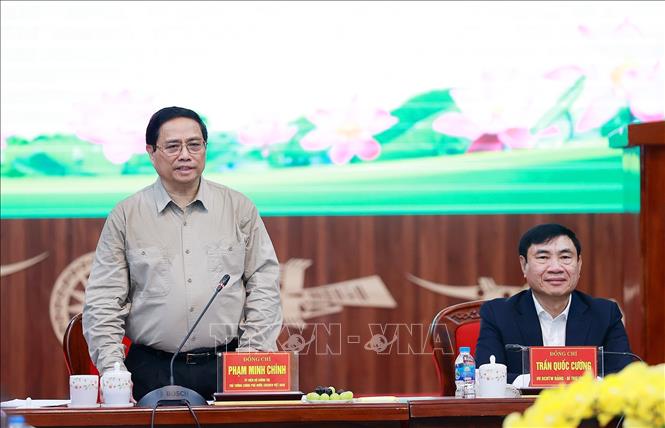 Premierminister Pham Minh Chinh tagt mit Leitung der Provinz Dien Bien