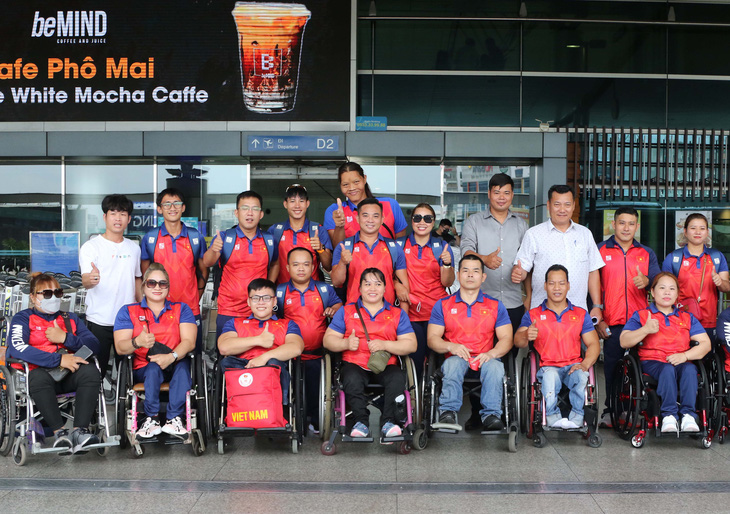 Vietnamesische Sportler mit Behinderungen sind zu ASEAN Para Games 12 in Kambodscha eingetroffen