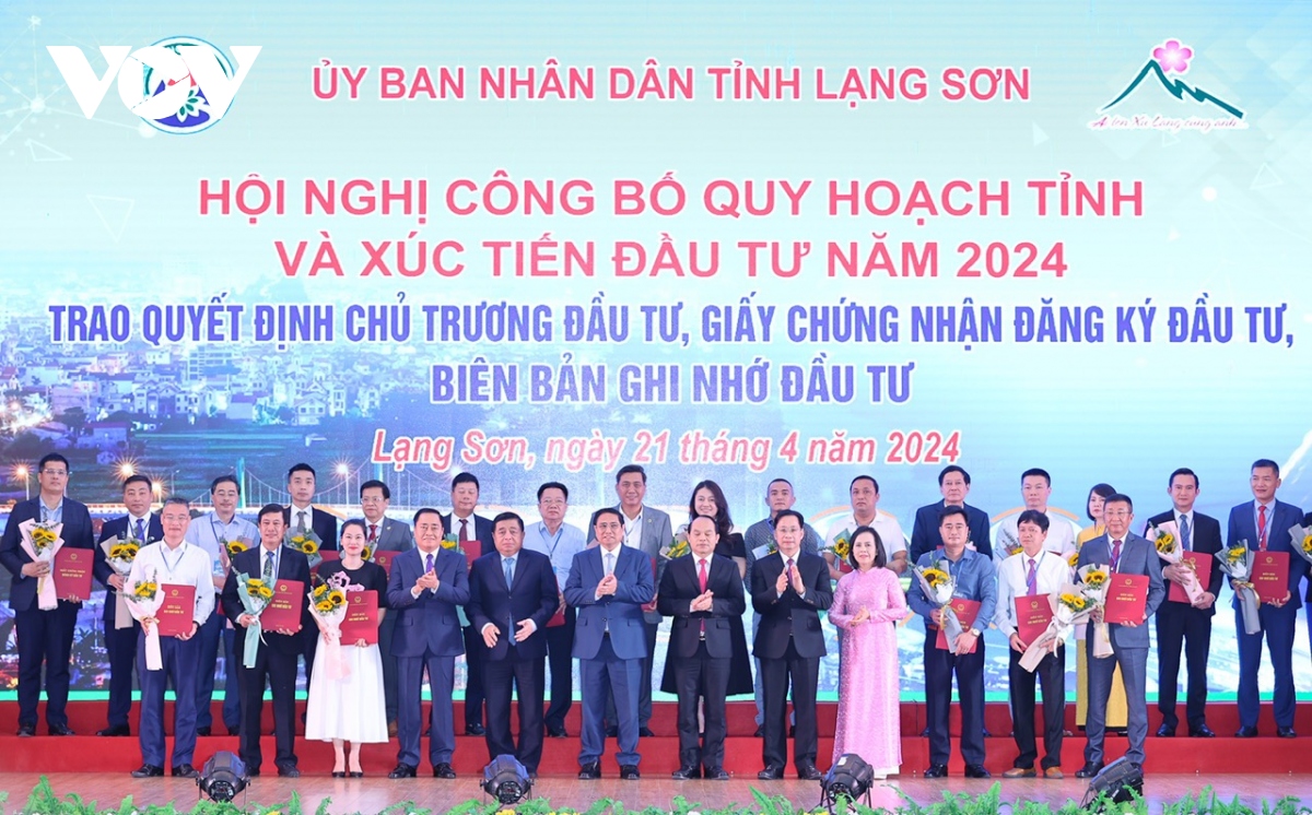 Premierminister Pham Minh Chinh nimmt an Konferenz zur Bekanntmachung der Planung der Provinz Lang Son teil