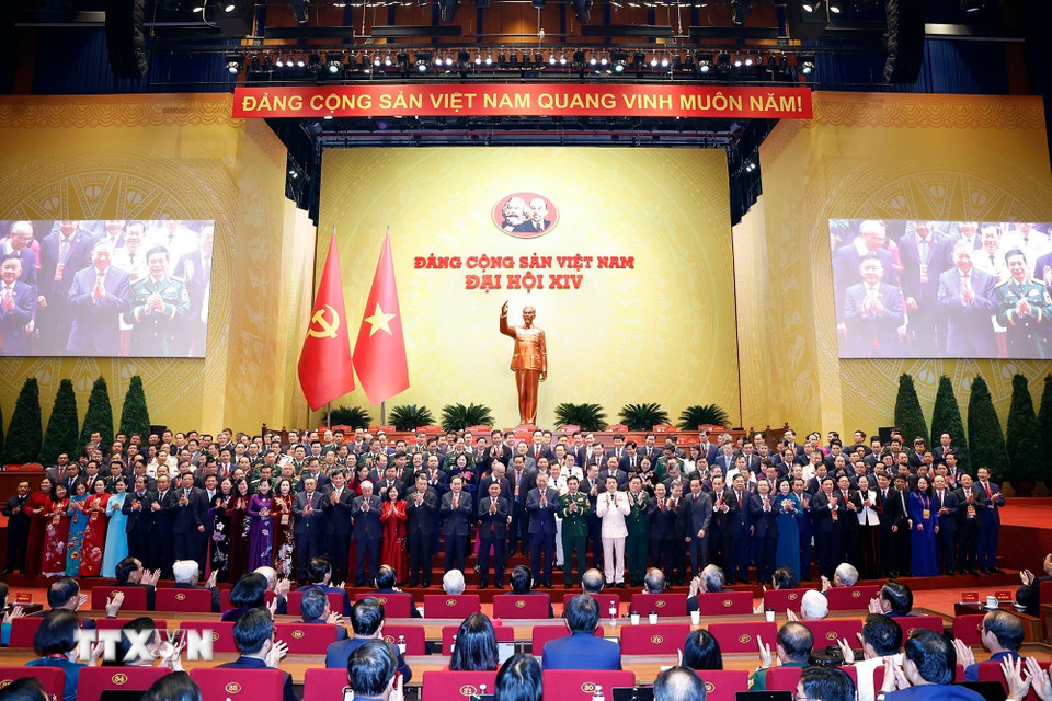 បិទមហាសន្និបាតបក្សលើកទី ១៤៖ អគ្គលេខាបក្ស លោក តូ ឡឹម ត្រូវបានជ្រើសតាំងសារជាថ្មីជាអគ្គលេខានៃគណៈកម្មាធិការមជ្ឈិមបក្ស នីតិកាលទី១៤