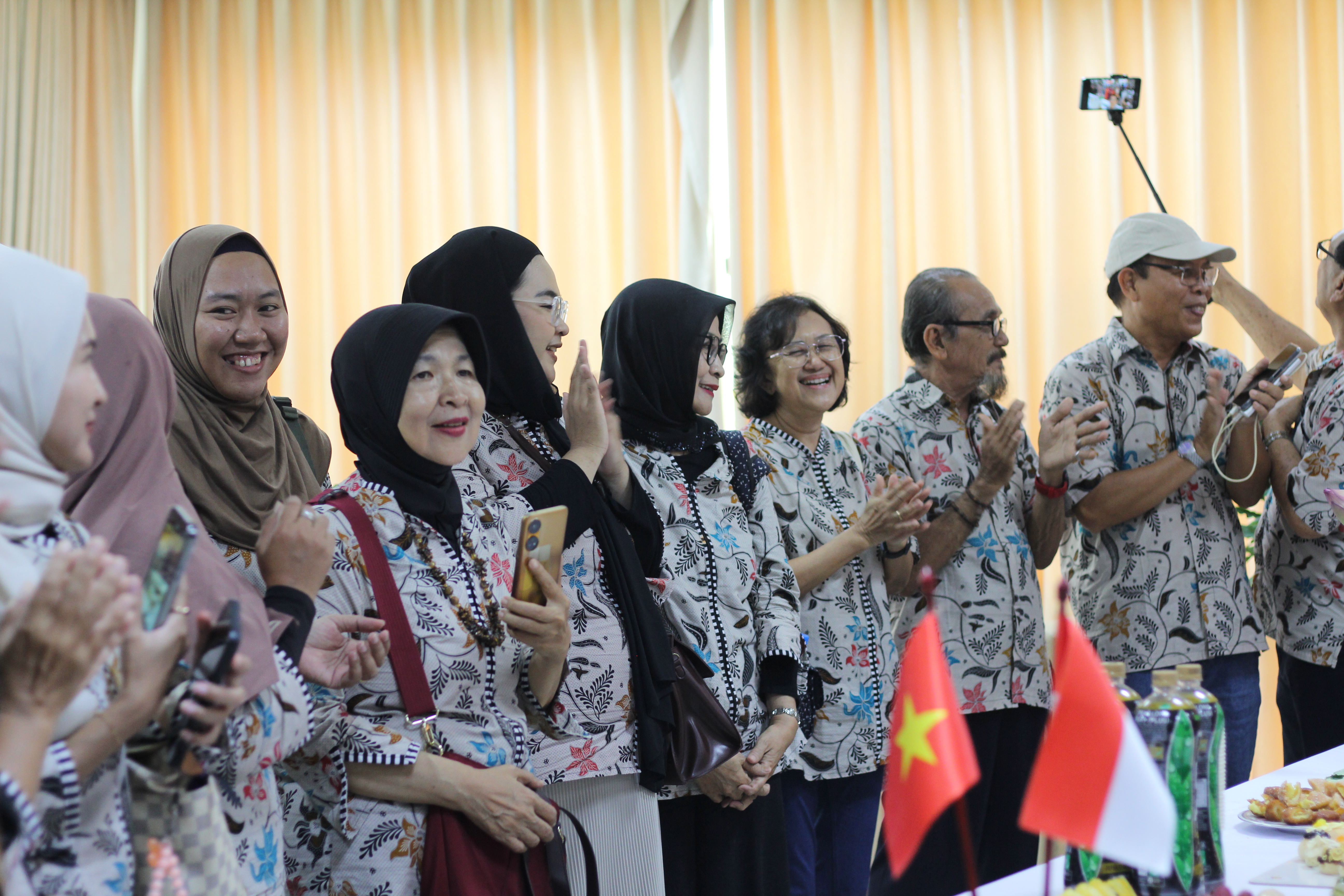 DX Tour V Vietnam: Kunjungan Turut Mempererat Hubungan Persahabatan antara Pendengar dan VOV