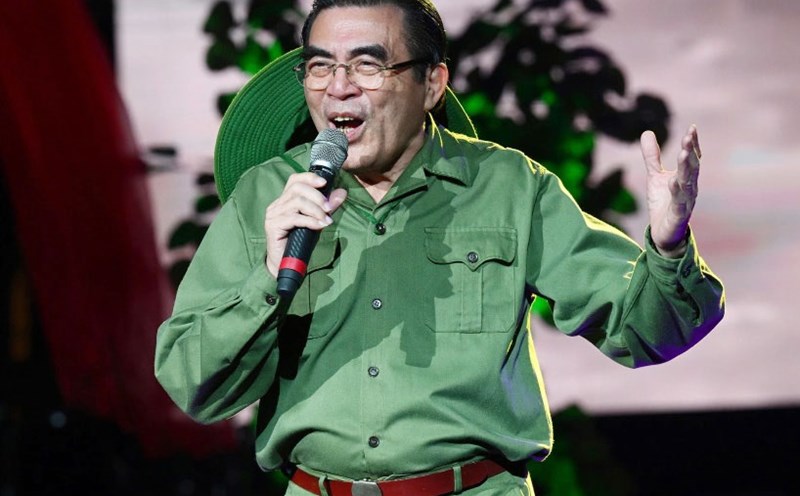 Perkenalan tentang Seniman Rakyat Trung Duc