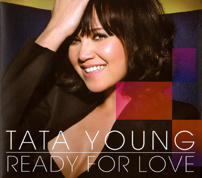 នាង Tata Young អ្នកចំរៀងជនជាតិថៃដែលជាដារានៅអាស៊ី