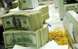 Около 10 млрд. долларов направлено вьетнамцами на Родину в 2011 году