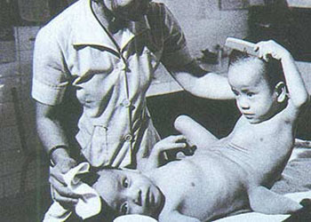 Борьба вьетнамских жертв эйджен-оранжа/диоксина за справедливость