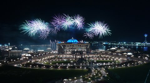 Жители нашей планеты встречают новый 2012 год с желаниями мира и счастья