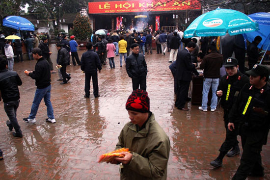 Поставлена первая в начале Нового года печать в Храме императоров Чан