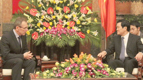 Президент Чыонг Тан Шанг принял Комиссара ЕС по развитию