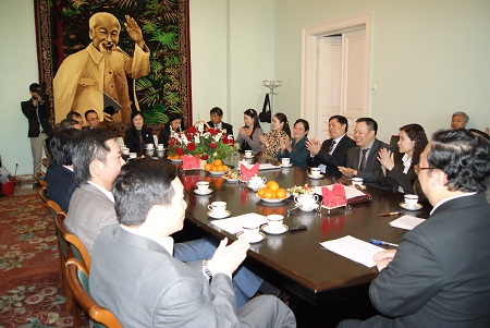 Расширение народной дипломатии вьетнамских предприятий в России