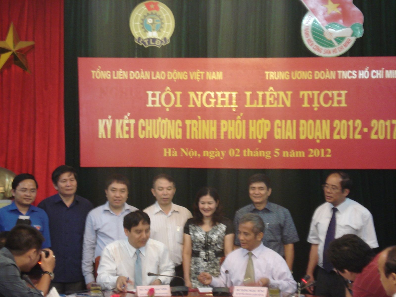 Подписание программы координации работы между Конфедерацией труда Вьетнама и...