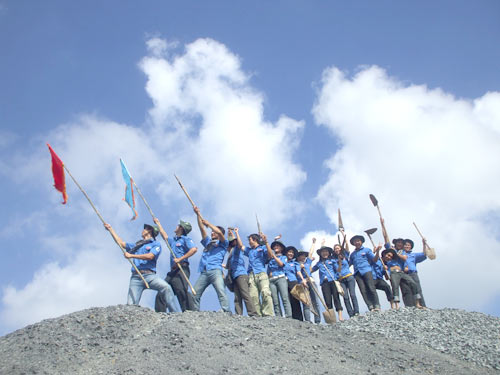 Пресс-конференция, посвящённая молодёжному движению волонтёров 2012 года