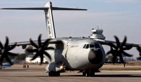 Новый военный самолёт в России построят к 2020 году