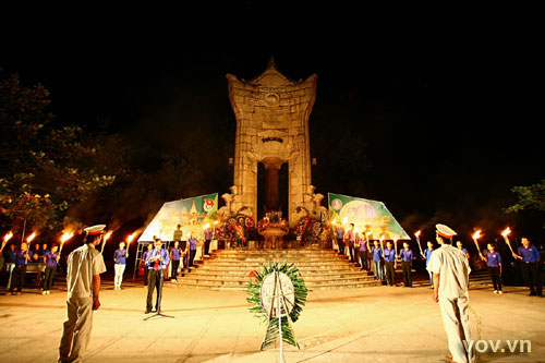 Встреча на тему «Вся страна обращает взор в провинцию Куангчи»