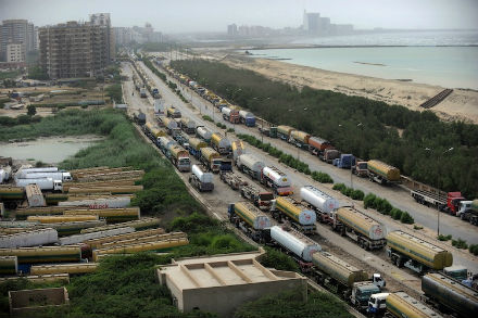 Пакистан временно отрезает пути НАТО