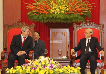 Нгуен Фу Чонг принял делегацию Компартии Чехии и Моравии