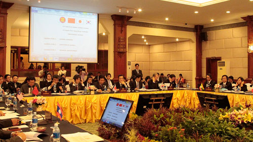 Представители КНР, РК и Японии ответили на запросы министров экономики АСЕАН